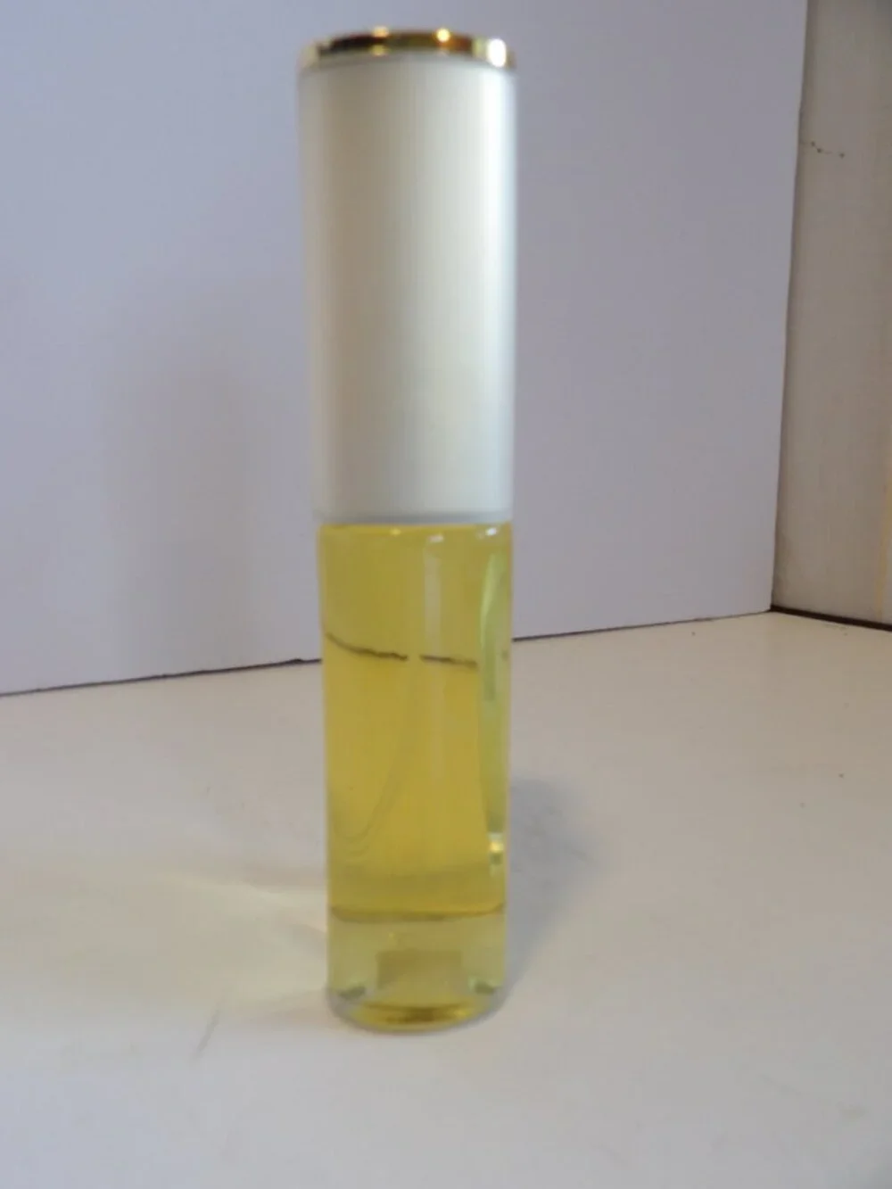 +-* Vintage New No Box Estee Lauder White Linen 3 fl oz Parfume